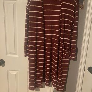 Large Burgundy and white stripe cardigan with two pockets